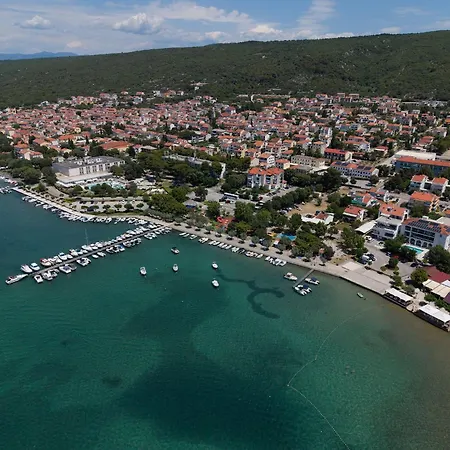 Villa Luxurius Vinka 50m From The - Free Boat Tour 31st Od August Punat