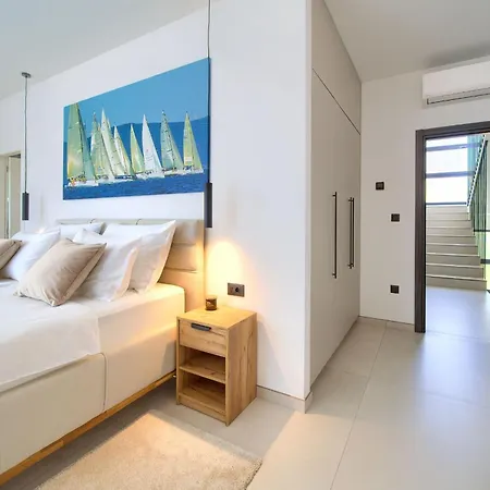 Luxurius Vinka 50m From The - Free Boat Tour 31st Od August Villa Punat